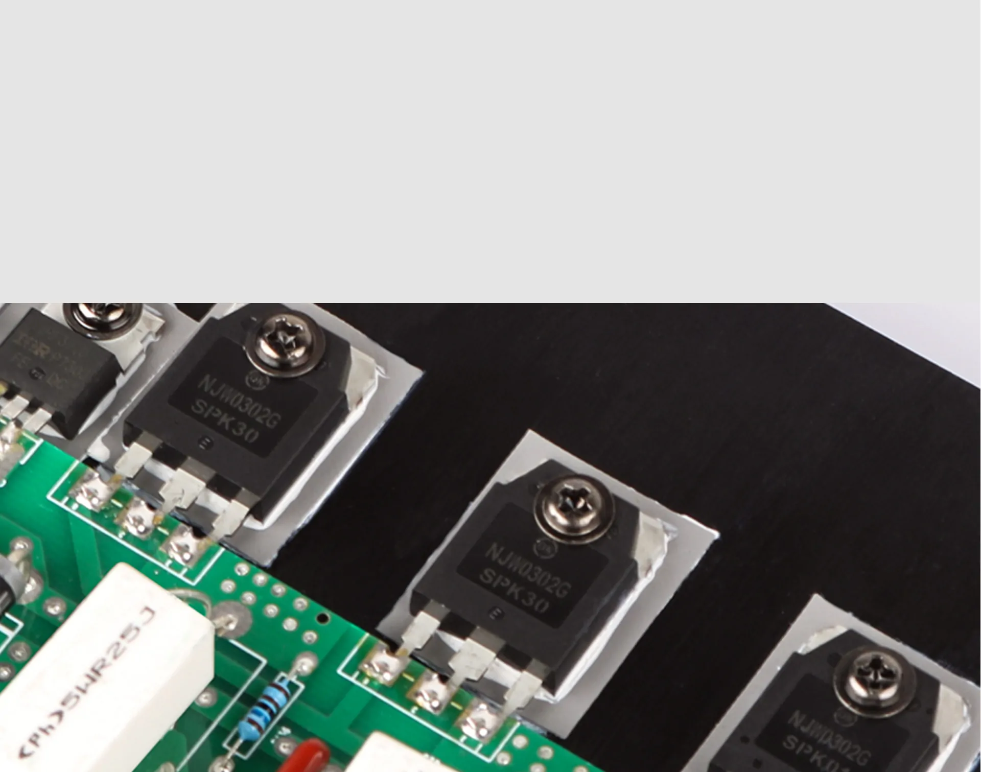 Amply xem phim ToneWinner AD-7300PA